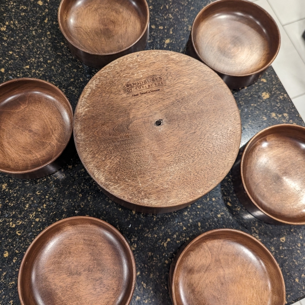 Hand turned wood bowl set - Picture 2 of 11